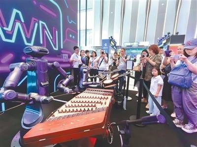 皇冠信用平台出租出售_在世界机器人大会上感受“未来已来”（新时代画卷）