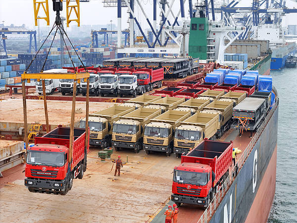 意大利U21 vs黑山U21_“最快本月”意大利U21 vs黑山U21,美政府拟限制或禁止进口中国无人机和中重型车辆