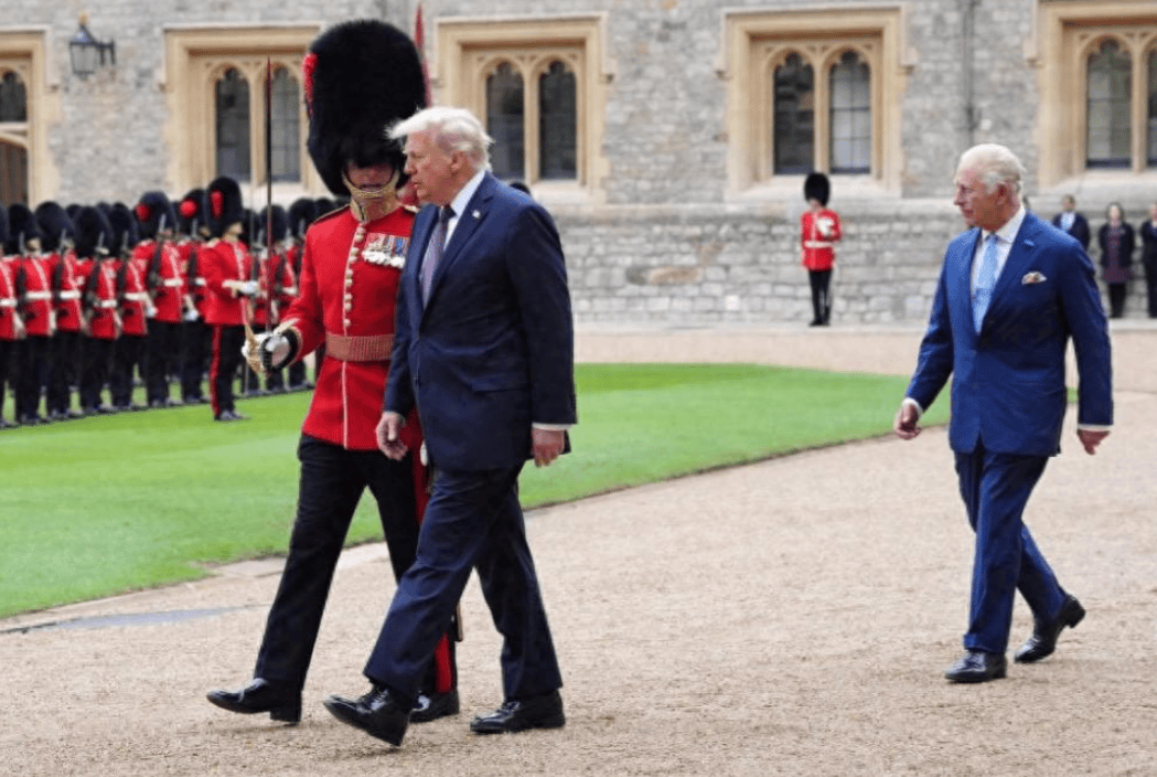 杯哥斯达黎加甲组联赛_特朗普万万不会想到杯哥斯达黎加甲组联赛，他冒着生命危险访英，斯塔默却还给了他一巴掌