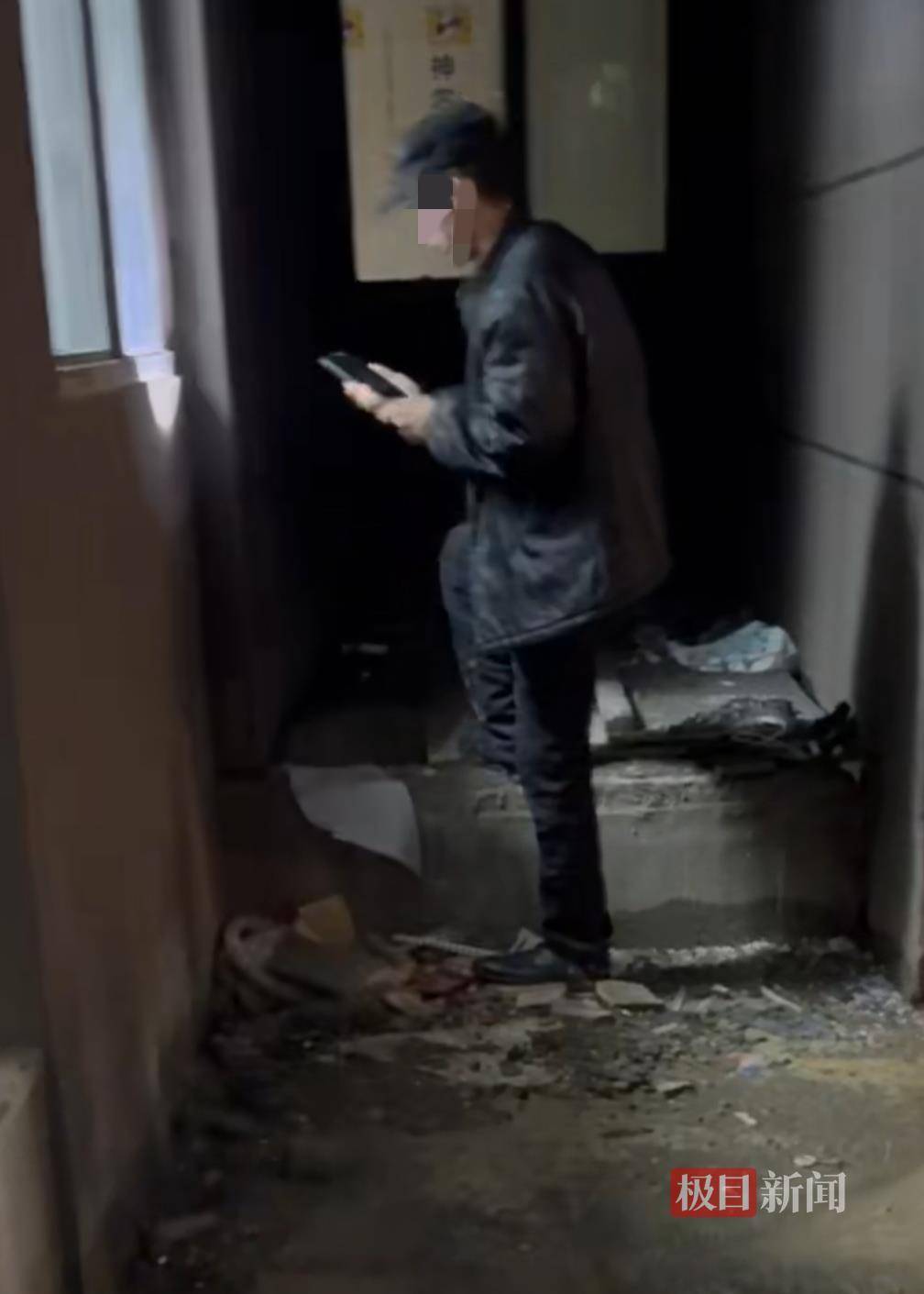 皇冠信用网会员账号_西安11岁男孩玩耍时坠入10多米深井身亡皇冠信用网会员账号,井口外连夜设置围挡,警方等部门介入调查