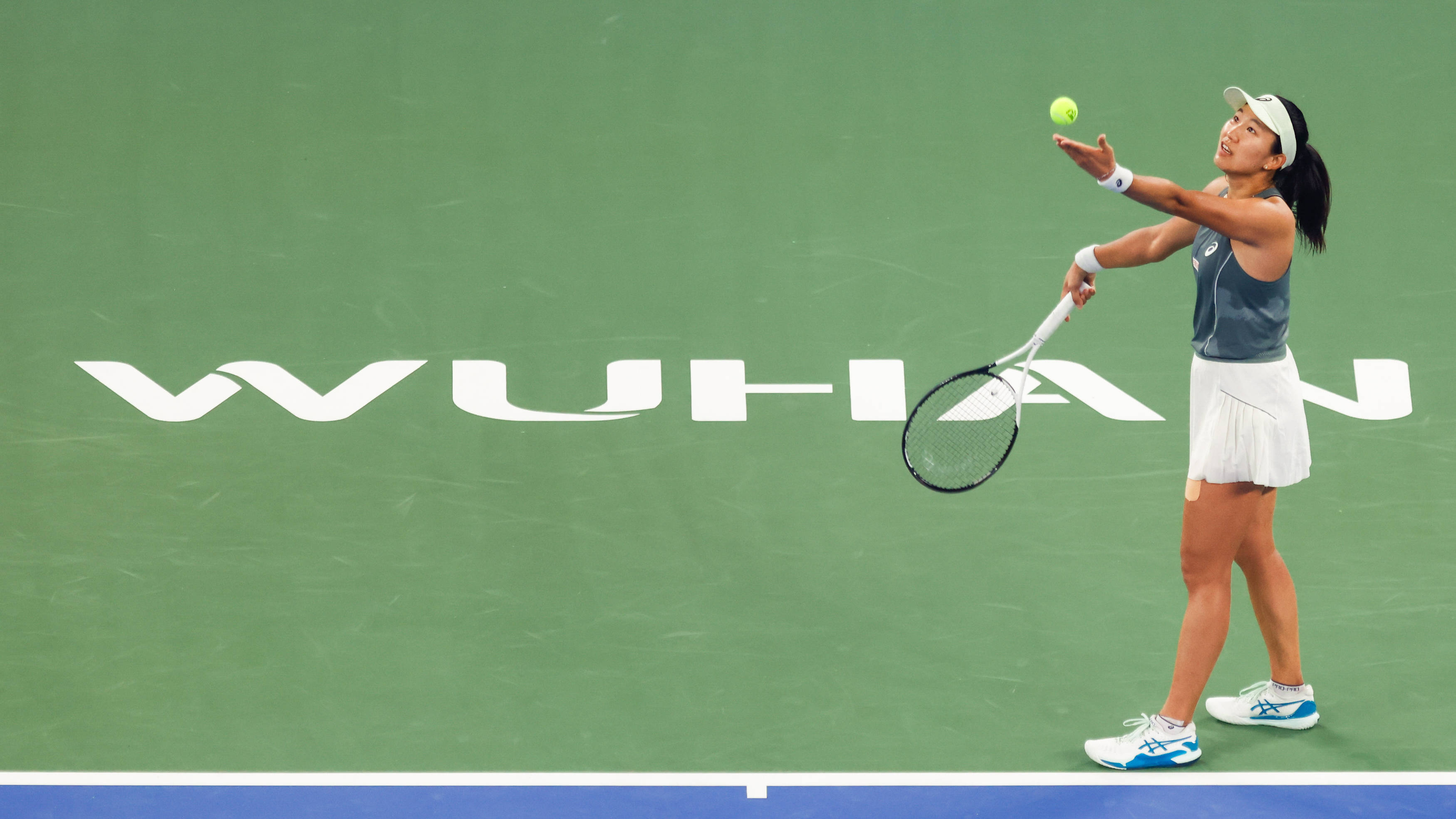 皇冠信用网出租_(体育)网球——武汉公开赛:王欣瑜首轮出局