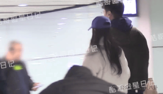 NBA篮球返水
_他俩没分手但被拍到吵架了NBA篮球返水
,吵得很凶......