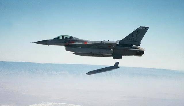 皇冠信用网平台出租
_俄白唱了出双簧:要借特朗普之手皇冠信用网平台出租
,将援乌战斧计划悄悄扼杀!