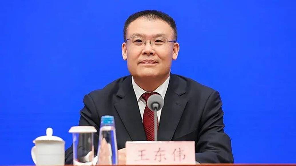 皇冠信用网申请
_新任安徽省委常委王东伟已任省政府党组副书记