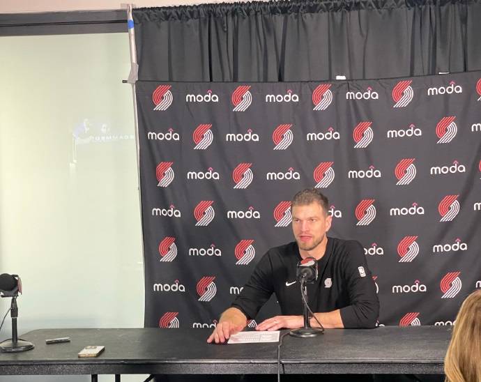 皇冠信用网登2代理
_斯帅:暂时不会考虑增加杨瀚森场上时间 皇冠信用网登2代理
他还没适应NBA节奏