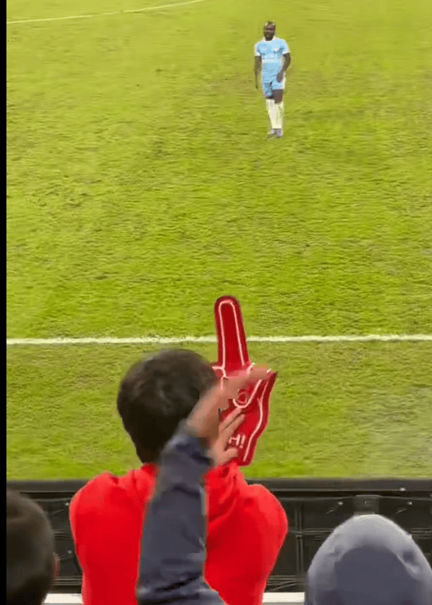 皇冠信用网怎么租
_重罚皇冠信用网怎么租
？曝河南队外援阿奇姆彭遭球迷种族歧视 辱骂+竖中指