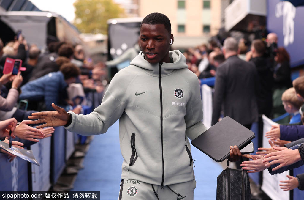 怎么注册皇冠信用網
_观战台:利物浦战皇马+曼城火拼多特 巴黎拜仁巅峰对决