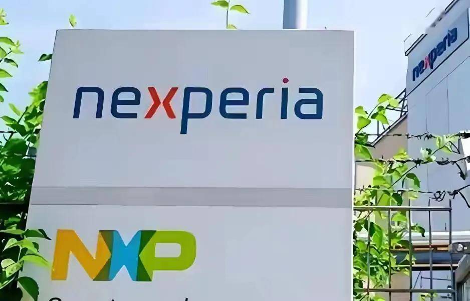 查尔顿 vs 西布朗
_欧盟默许荷兰夺股权查尔顿 vs 西布朗
,中国不答应!终于下了最后通牒,荷方承担全责