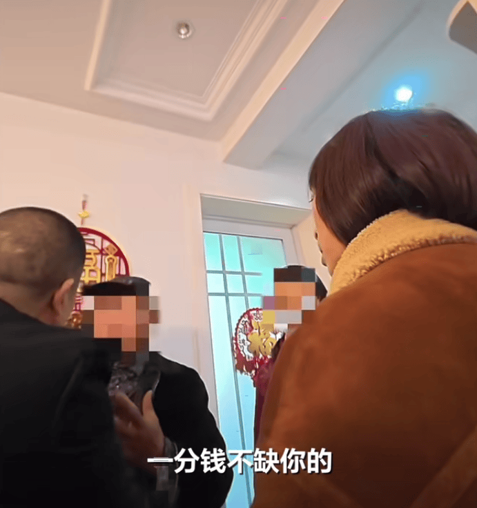 皇冠信用盘登1,登2,登3出租
_山东临沂一对新人在接亲时遭到陌生人“赶喜”皇冠信用盘登1,登2,登3出租
!临沂公安:该男子已被找到并处理