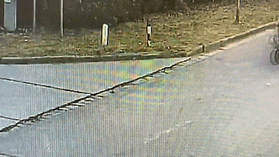 皇冠信用網会员开户
_事故频发皇冠信用網会员开户
!电动自行车“挡风被”到底该不该用?