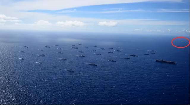 皇冠信用网站
_美国纪录片:看到中国815舰一过来皇冠信用网站
,吓的美军全舰禁用手机和蓝牙