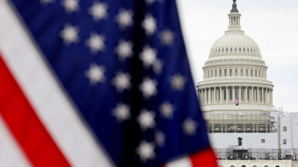 皇冠登3管理出租
_特朗普公开摊牌皇冠登3管理出租
,即便美欧联手“对抗”中国,美国也不会轻易放过欧盟