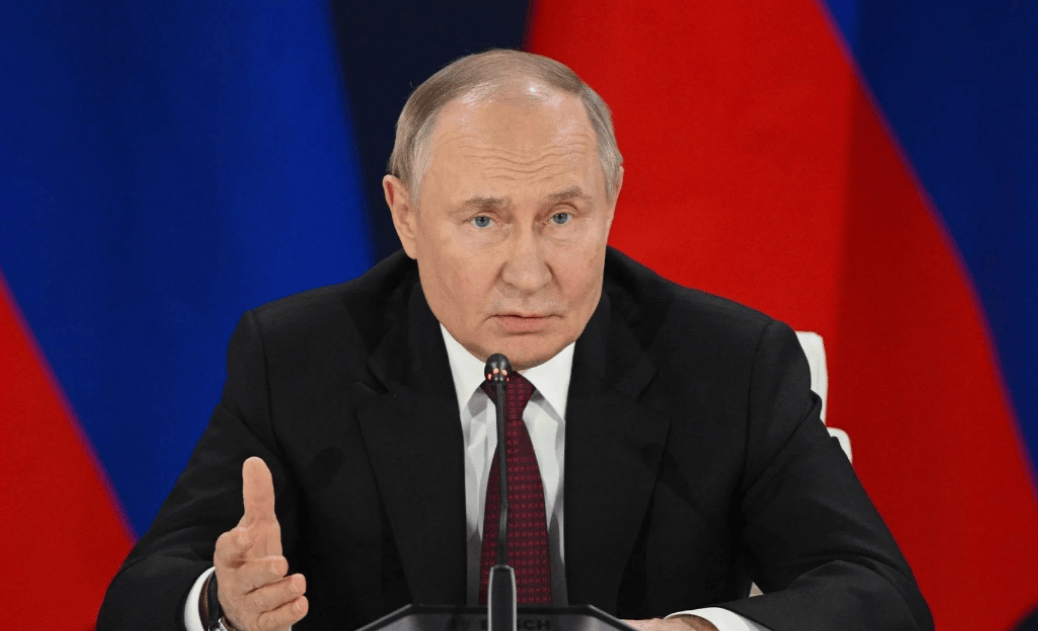 皇冠信用網登3代理
_特朗普说一不二皇冠信用網登3代理
,绝不让欧洲上桌,英国首相紧急致电无果,貌似准备要对俄罗斯让步?