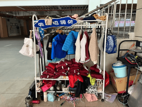 皇冠信用網代理_有人晒出一张照片皇冠信用網代理，家长集体崩溃：买了丢，丢了买，尴尬了