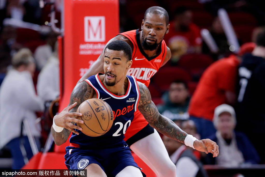 皇冠信用网代理_快船五连胜后态度转变：詹姆斯·哈登交易或暂缓