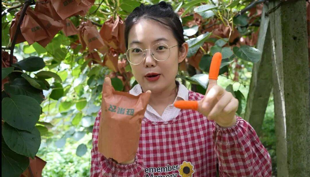 皇冠会员如何申请_考研失败、工作失业皇冠会员如何申请,95后情侣回成都换赛道火了,全网追着买!她说:不是爽文逆袭