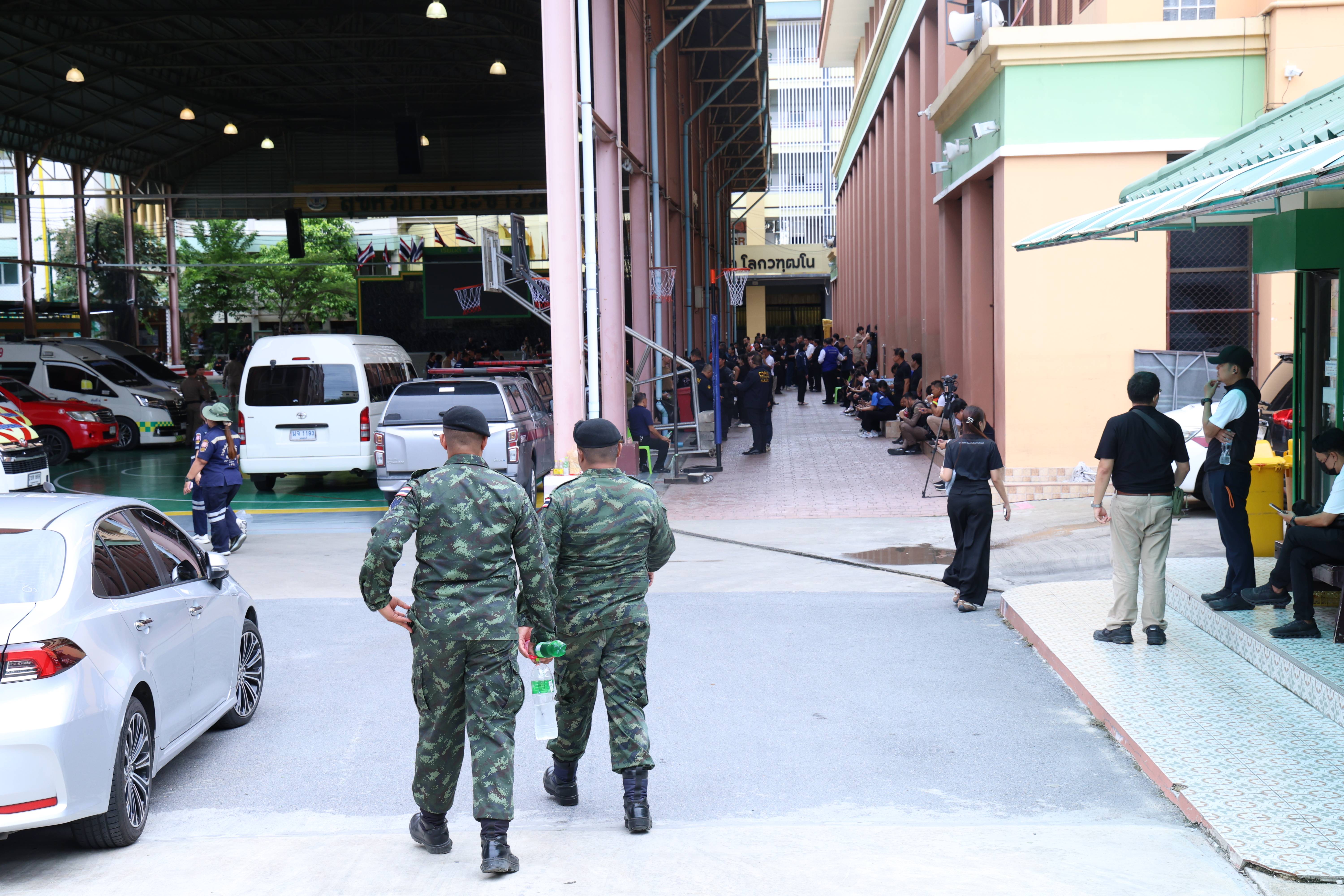 皇冠信用网如何开户_泰国校园枪击案造成8人死亡
